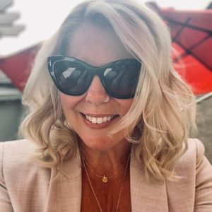 Meet your Posher, Amie